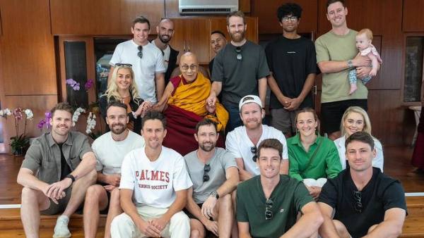  New Zealand cricket team including Kane Williamson meets Dalai Lama at Dharmashala