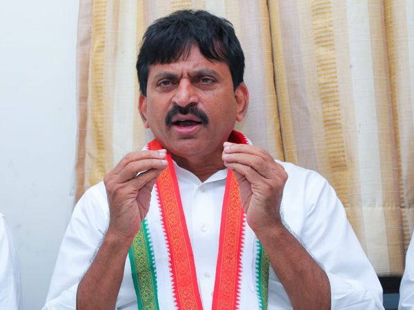 Ponguleti Srinivasa Reddy to field from Congress against YS Sharmila at Palair