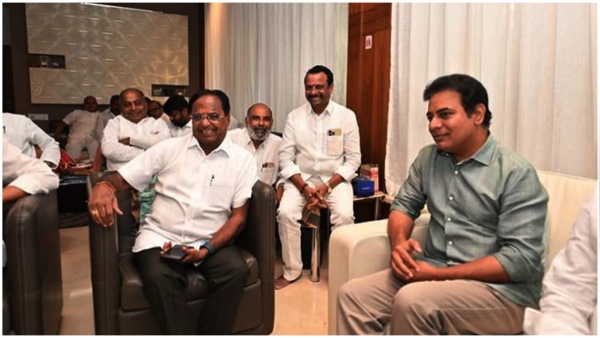 BRS Offier MP seat for Ponnala Lakshmaiah in next Elections, may contest in Bhongir Loksabha BRS Offier MP seat for Ponnala Lakshmaiah in next Elections, may contest in Bhongir Loksabha