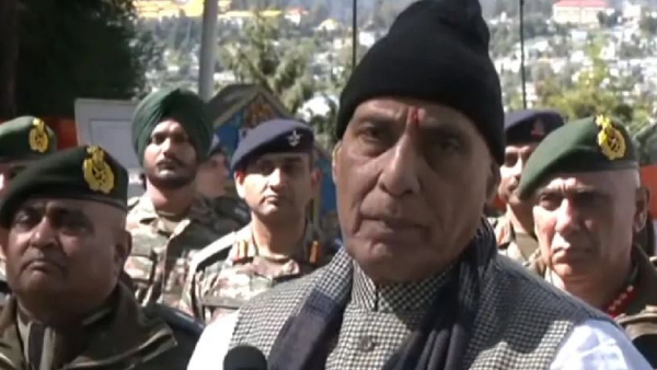 Rajnath Singh interacts with Army personnel Bum La of Arunachal Pradesh Rajnath Singh interacts with Army personnel Bum La of Arunachal Pradesh