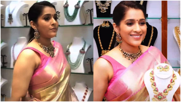 famous political leader gifted six laksh rupees gold to anchor rashmi gautam