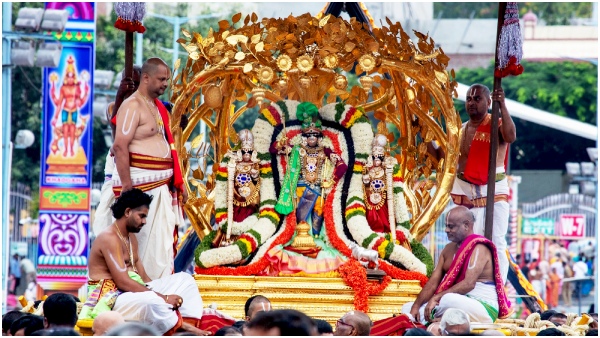 Rs 111 crore in Hundi at a record level in Tirumala, cancellation of services and SSD tokens 