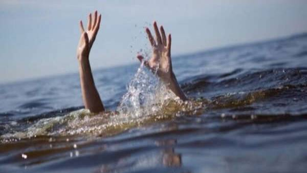 Tragedy in Bathukamma: sanitation workers drowns in the pond; Three died!