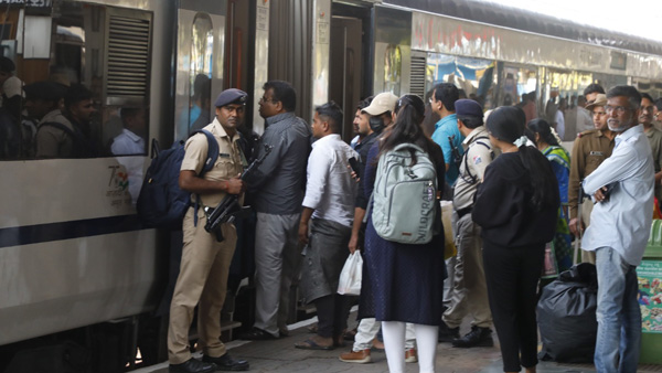 vande bharat trains emerge as youths preferred mode of transport in telugu states