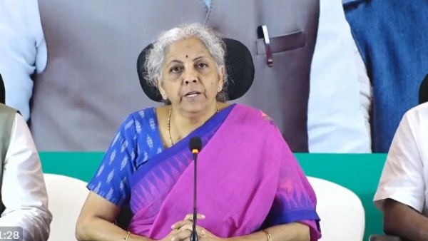  Nirmala Sitharaman hits out at kcr govt in telangana