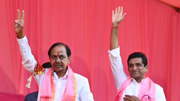 Dont believe congress and BJP: KCR in public meetings held in korutla, muthole, armoor