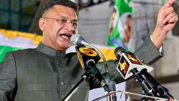  Hyderabad cp React on Akbaruddin Owaisi Case: AIMIM leaders meets EC officials