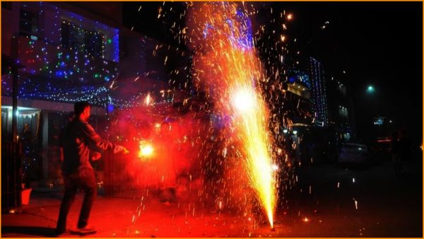 Governments have banned the sale of crackers in five states including Karnataka on the occasion of Diwali Governments have banned the sale of crackers in five states including Karnataka on the occasion of Diwali