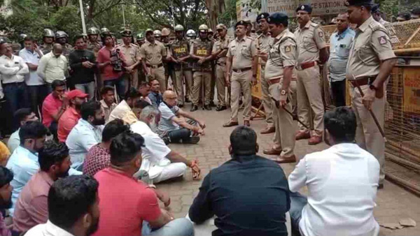 Belagavi police arrested a corporator after a dispute over setting up a mobile tower