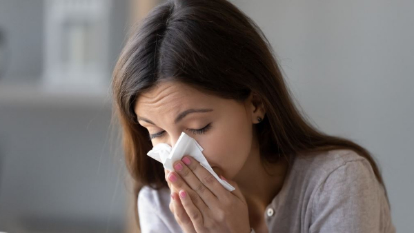 Health tips: These are the home made drinks that give relief from cold and cough.. Try it!!