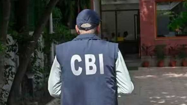 CBI arrests Censor Board official for taking bribe to grant censor certificate to Kannada film.