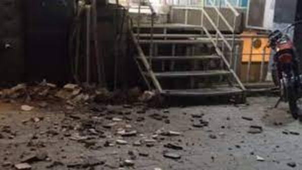  People were worried after earthquakes occurred in Delhi on Monday