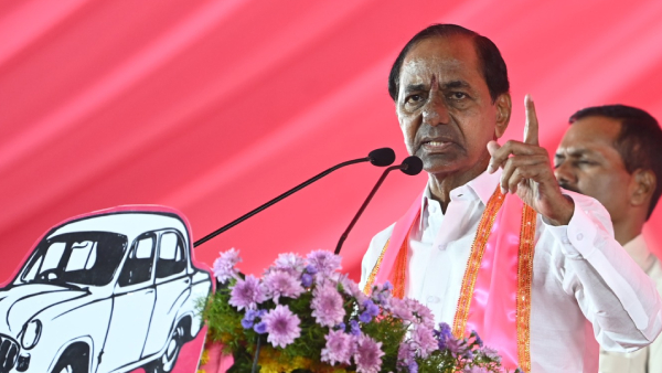 CM KCR Assured on Assigned lands pattas, Reacts on Congress complaints over Rythubandhu