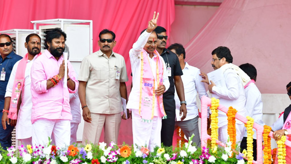KCR to change Campaign strategies for last two day, likely to announce new Schemes KCR to change Campaign strategies for last two day, likely to announce new Schemes
