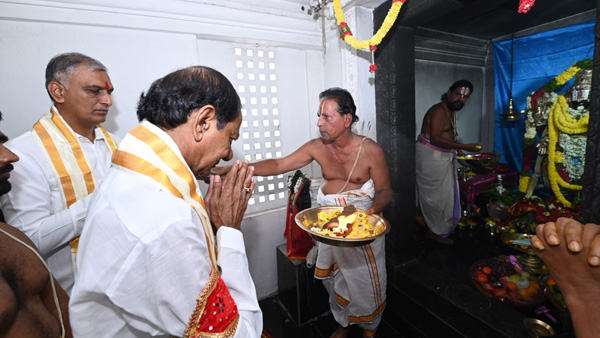 CM KCR offered prayers at Koinapally temple before filing papers from Gajwel and Kamareddy CM KCR offered prayers at Koinapally temple before filing papers from Gajwel and Kamareddy