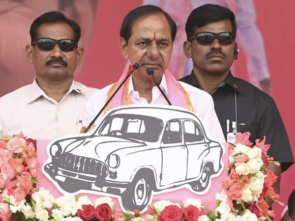 BRS will play key role in next central govt: KCR in Adilabad Praja Ashirvada Sabha BRS will play key role in next central govt: KCR in Adilabad Praja Ashirvada Sabha