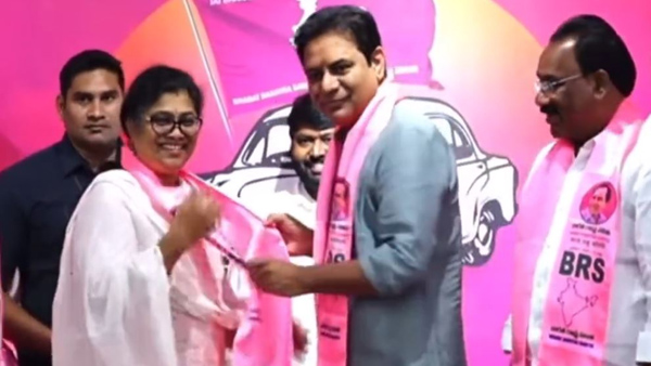 Congress leader Palvai Sravanthi joined BRS