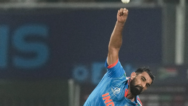 Actress Payal Ghosh extended a marriage proposal to the star India speedster Mohammed Shami