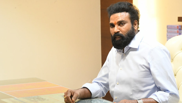 Former Karnataka minister Bellari Sriramulu is busy with the wedding of his second daughter Former Karnataka minister Bellari Sriramulu is busy with the wedding of his second daughter