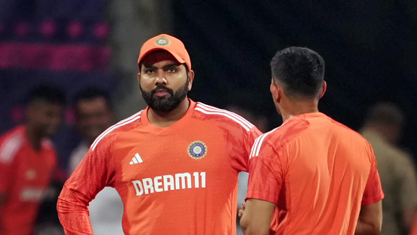 ICC World Cup 2023 : who is taking drs decisions in team india? rohit sharma reveals..