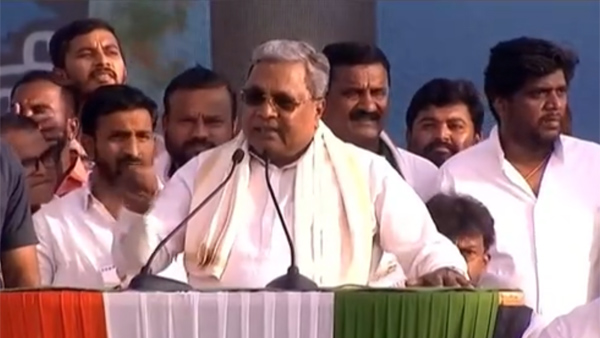siddaramaiah hits out at kcr and modi in telangana assembly election campaign