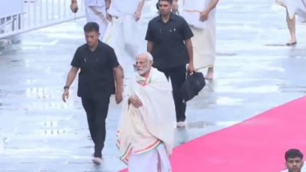 Prime Minister Narendra Modi offered prayers at the famous hill shrine of Lord Venkateswara at Tirumala