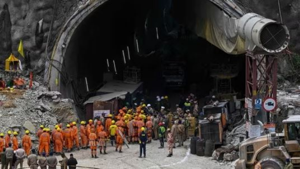 41 Trapped Workers come out of uttarkashis Silkyara tunnel after 17 days trouble 41 Trapped Workers come out of uttarkashis Silkyara tunnel after 17 days trouble