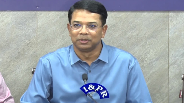 TS Elections : CEO Vikas raj orders political leaders to keep quiet on sagar water release