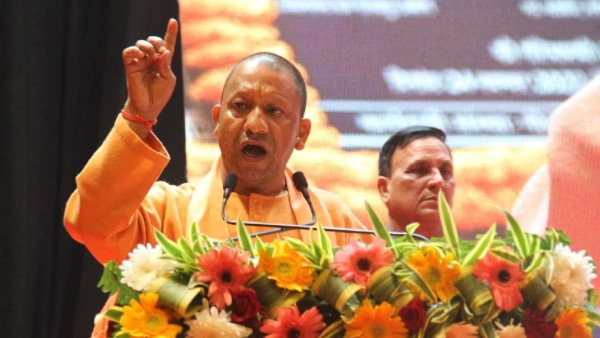  Yogi Adityanath was greeted with bulldozers by the ranks of the BJP