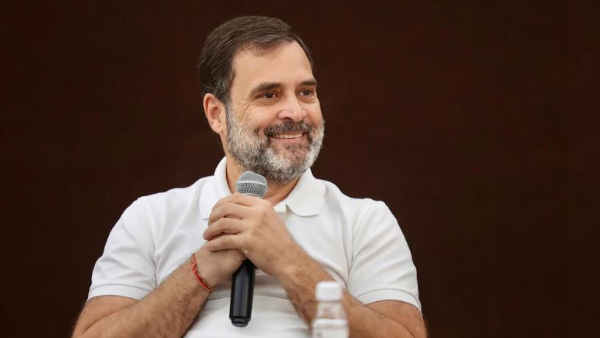  Randeep Singh Surjewala said that he will complete the work for the relief fund for the unemployed in Karnataka.