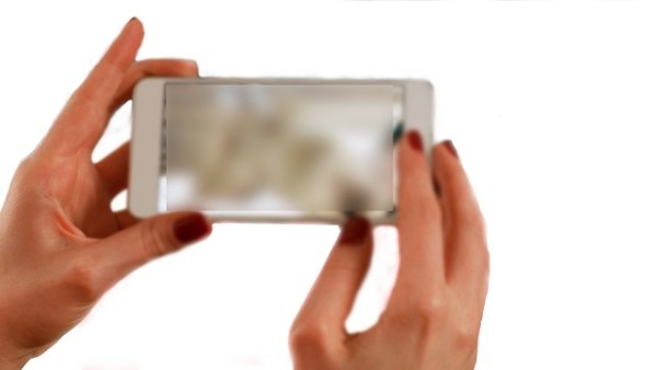 Boyfriend who talked to married woman naked on video call and recorded the video and shared it with her husband Boyfriend who talked to married woman naked on video call and recorded the video and shared it with her husband