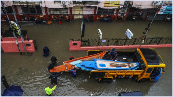 Rahul Gandhi expressed his condolences to the families of those who lost their lives in the Michaung cyclone