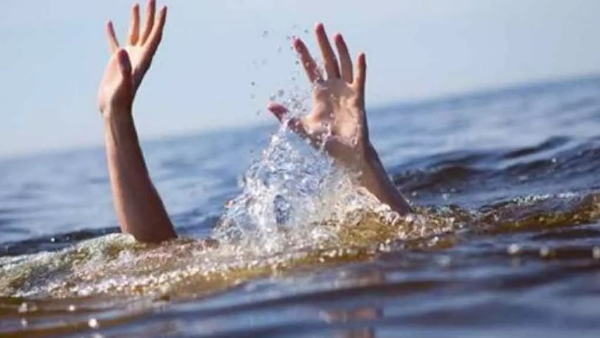 Two women who went for Kartika bath died...