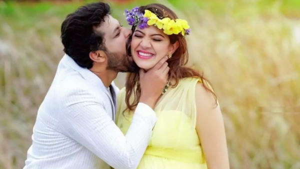 Telugu Popular singer is pregnant..post viral on social media