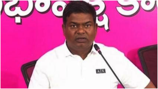 A notice has been issued to former Armor MLA Jeevan Reddy to pay the debt