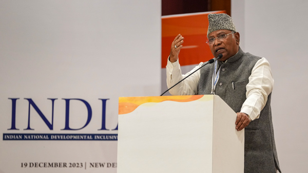 Mallikarjun Kharge as INDIA’s PM face?: Mamata Banerjee propose, Arvind Kejriwal supports