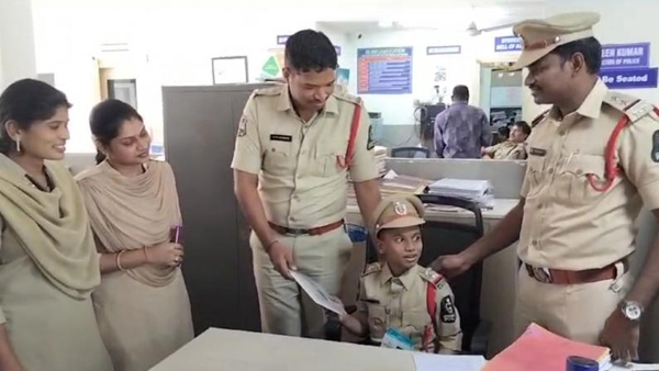 seven years old boy Mohan Sai became a police officer for banjarahills police station!!