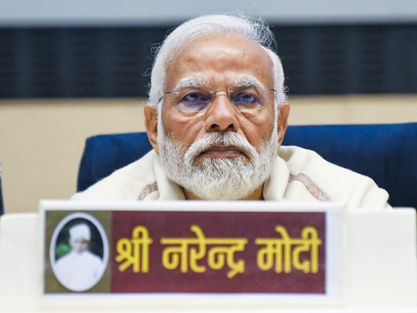 Prime Minister Narendra Modi sensational record as the first world leader in youtube!