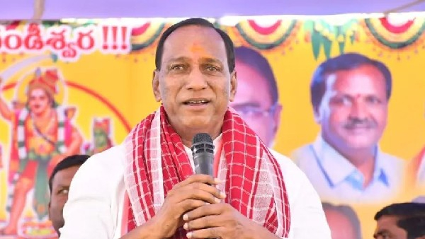 BRS Leaders to Erravelli Farmhouse to meet KCR, Mallareddy, and his son in law absent!!
