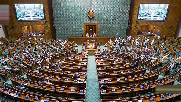 Parliament live: 5 congress mps suspended for disrupting loksabha proceedings over security flaw