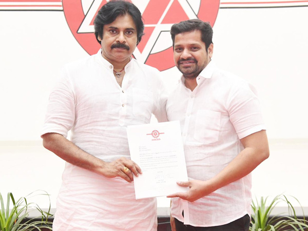 Pawan Kalyan strategy; Bunny Vasu as Janasena campaign committee chairman!!