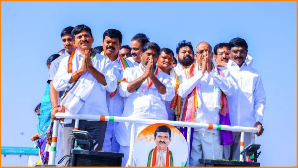 Telangana ministers including Ponguleti Srinivas Reddy arrived Khammam first time after oath taking Telangana ministers including Ponguleti Srinivas Reddy arrived Khammam first time after oath taking