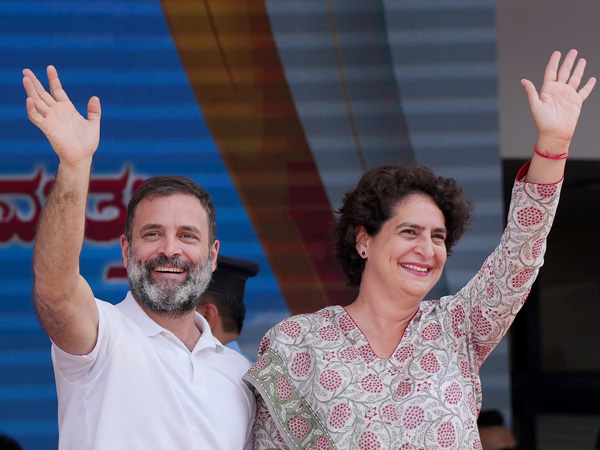 Whynot AP? Congress Power Politics; Rahul gandhi and Priyanka Gandhi to AP!!