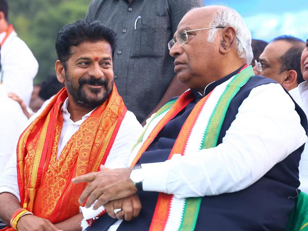  Revanth Reddy going to Delhi with the call of high command.. this is the reason!!