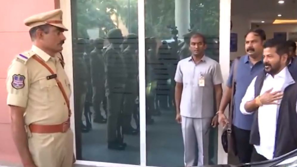 Telangana CM designate Revanth Reddy received honor salute from Police 