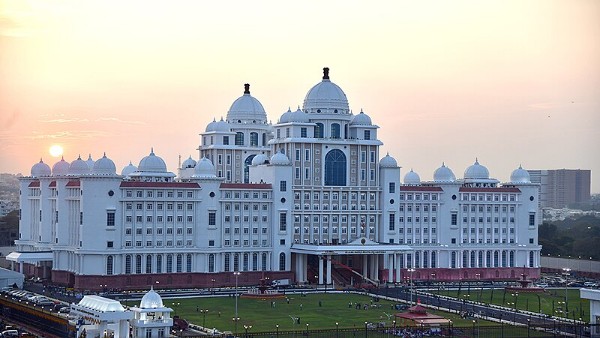 Officials are making arrangements in the Secretariat for the new government