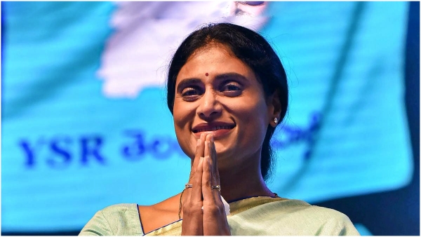 YS Shamila to join in Congress on 3rd january, all set for play key role in AP Politics YS Shamila to join in Congress on 3rd january, all set for play key role in AP Politics