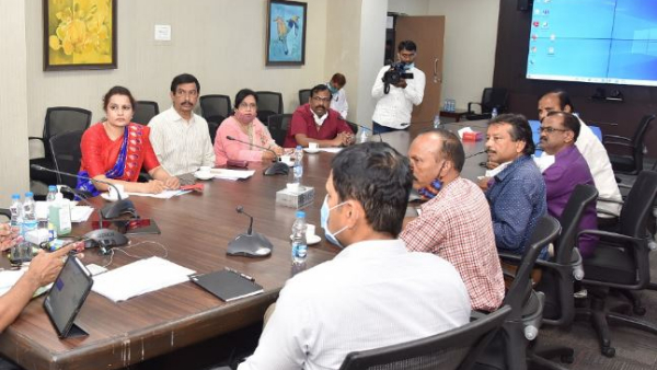  Many key officials in Telangana are likely to change departments