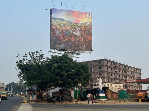 CM Jagan pic goes viral in Social media which indicates his effection with poor