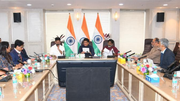 CM Revanth reddy and deputy cm mallu bhatti vikramarka meets union minister Piyush Goyal CM Revanth reddy and deputy cm mallu bhatti vikramarka meets union minister Piyush Goyal